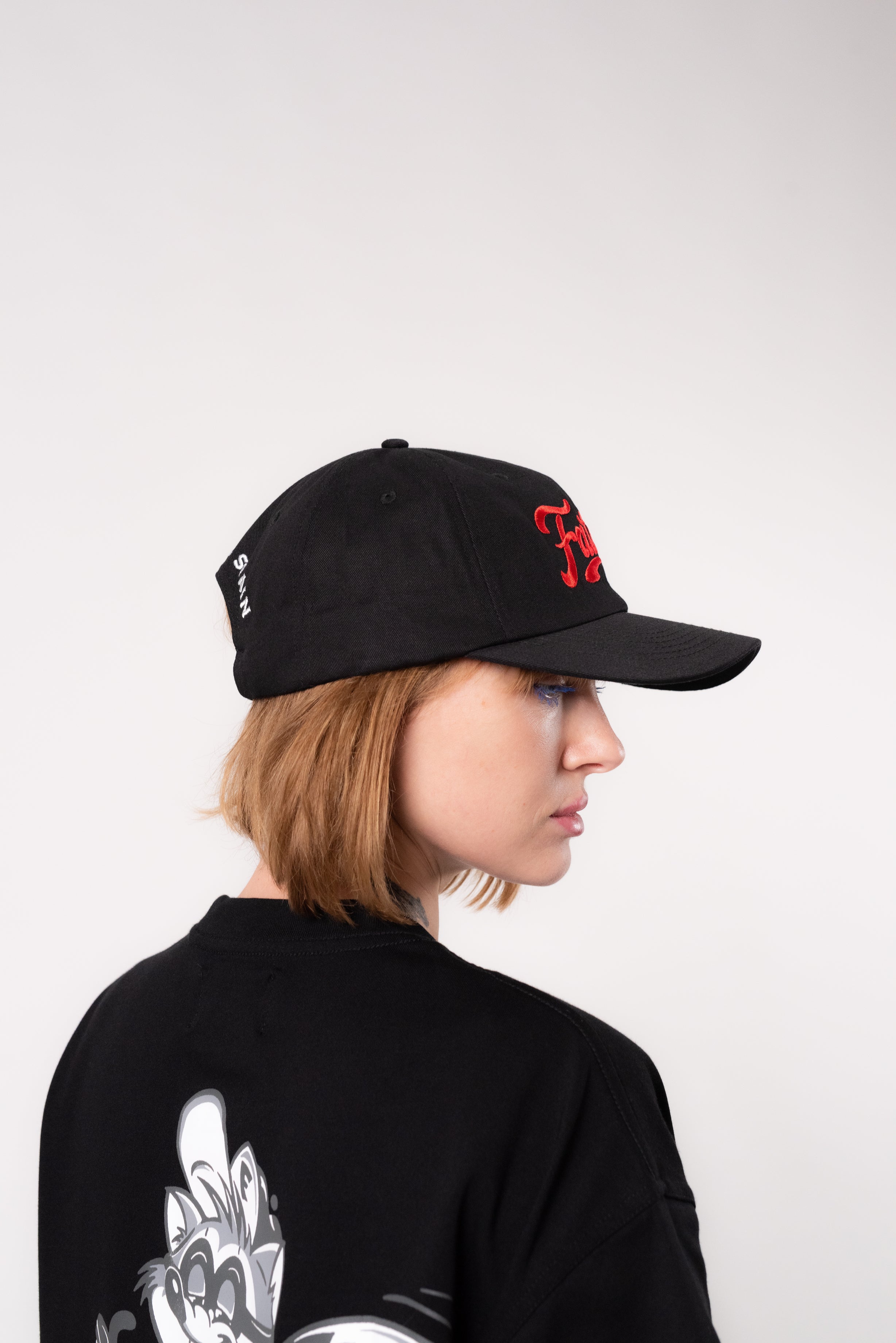 Boozy Club Cap - Black